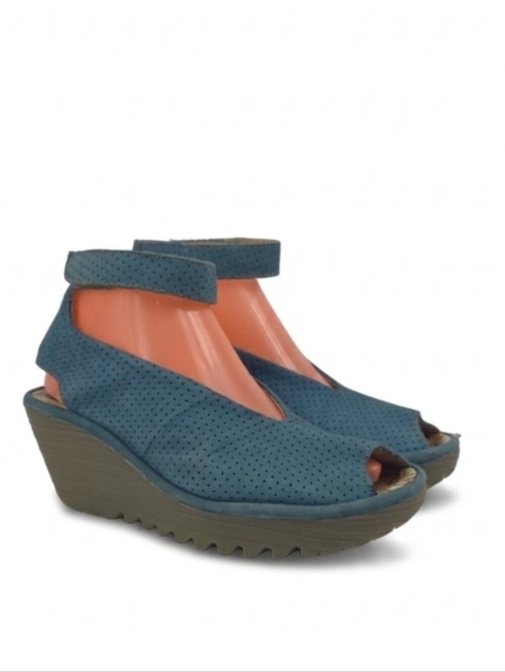 Fly London Yala Perfored‎ Leather Women's Wedge Size EU 38 - US 7.5